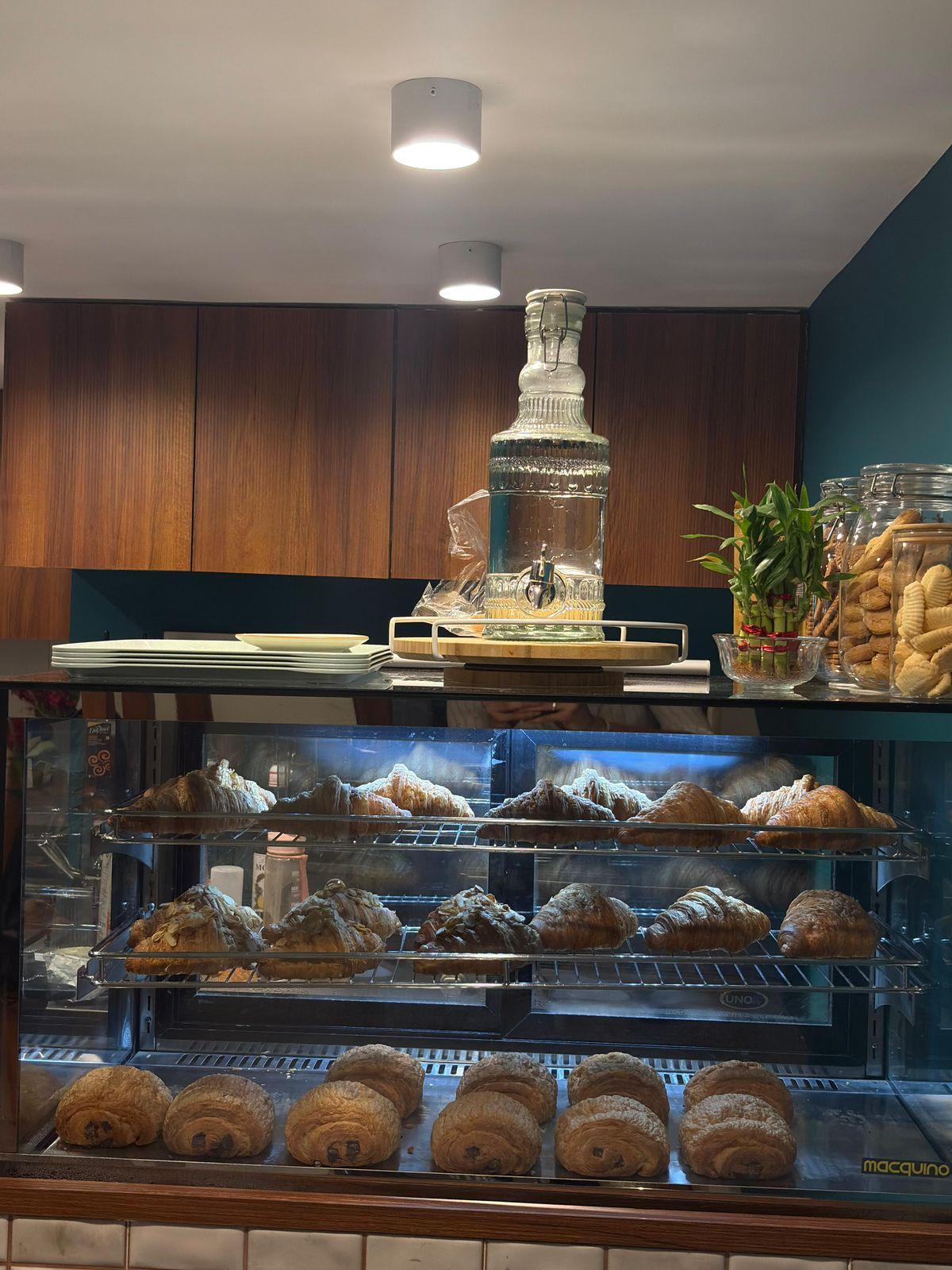 Vita Bella - Cozy cafe for Intimate experiences